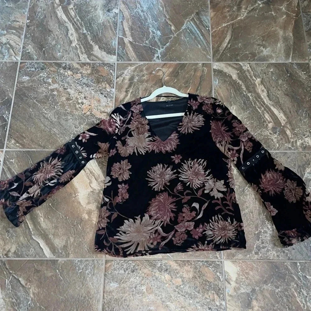 Black Velvet Bell Sleeves Miss Me Top M
